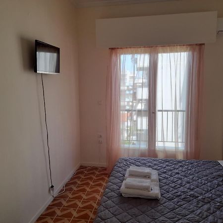 Appartamento Rossa Patras Esterno foto